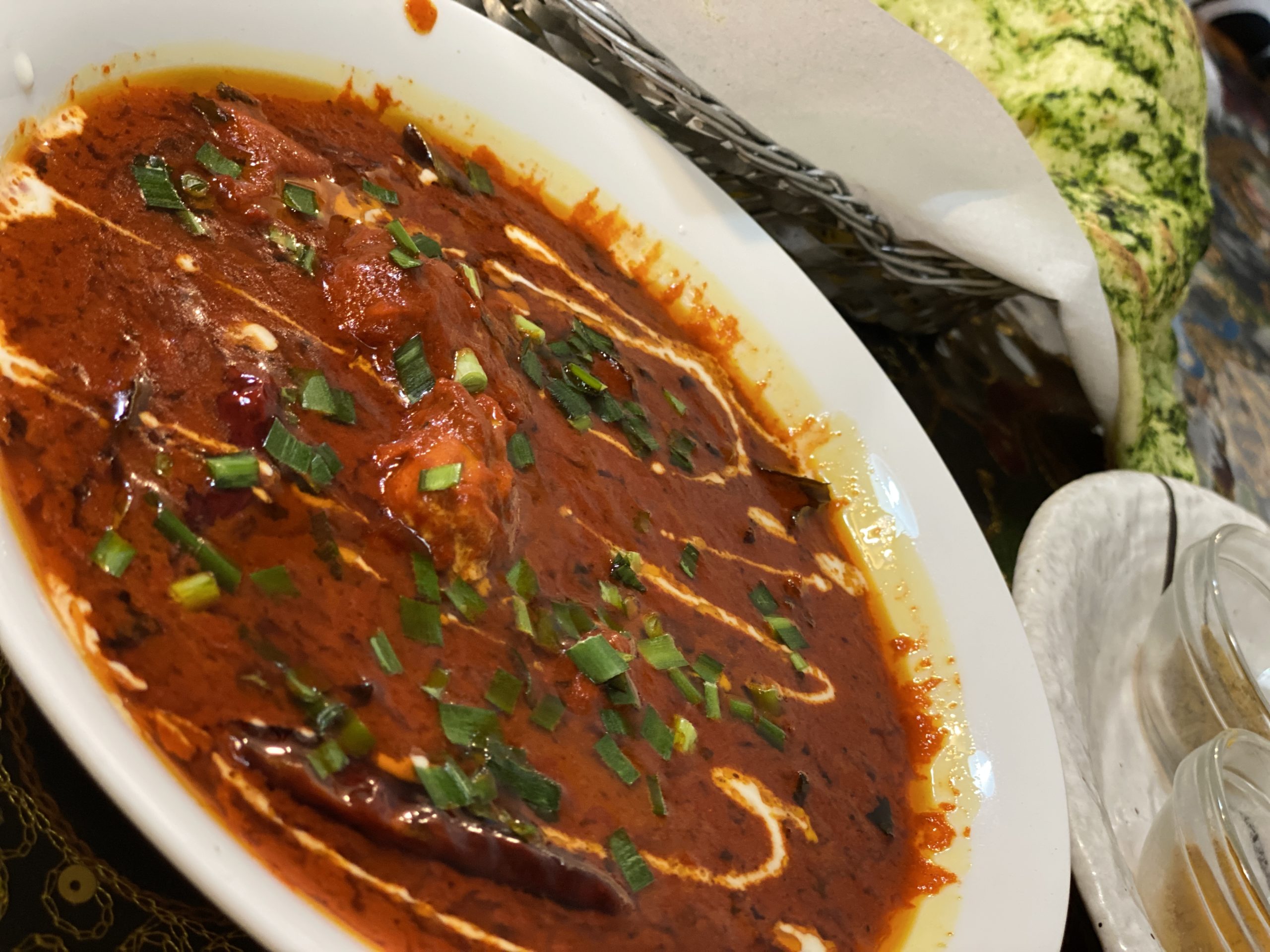 香川県で本場のインド料理『スパイシーチキンカレー超激辛』に挑戦！【spicy curry】