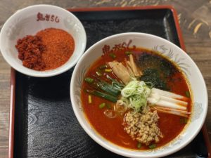 【完食者０人】『納豆らーめん超辛5倍』に使われている唐辛子の量が引くぐらい多過ぎる。